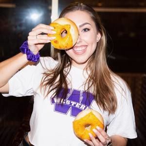 Meet your Posher, Hayley